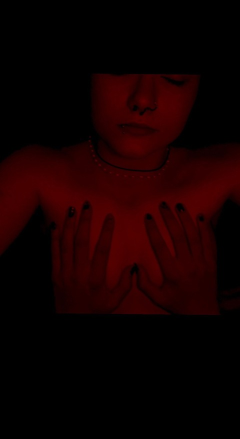 skarlet_666 OnlyFans Leaked 

 picture 2