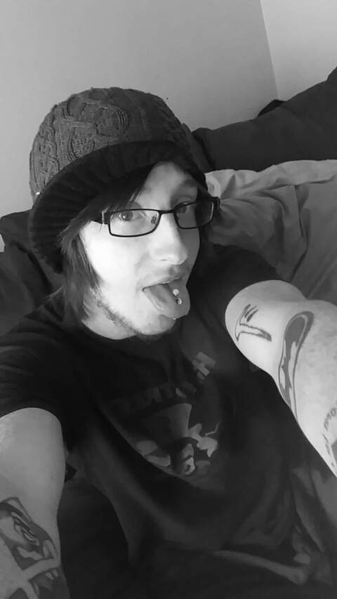 skip1298 OnlyFans Leaks (7 Photos and 5 Videos) 

 picture 2