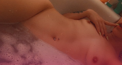 skvrtreynolds OnlyFans Leak 

 picture 2