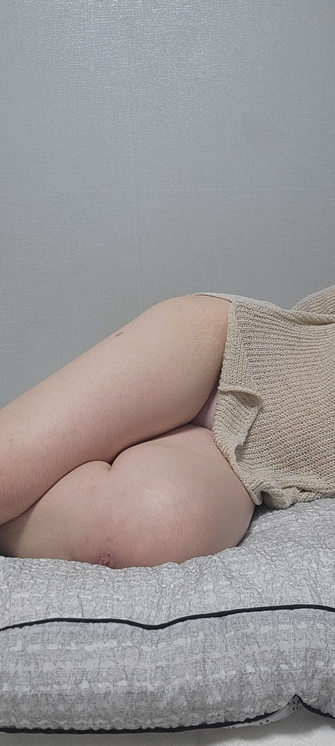 View skybluekky OnlyFans videos and photos for free 

 picture 2