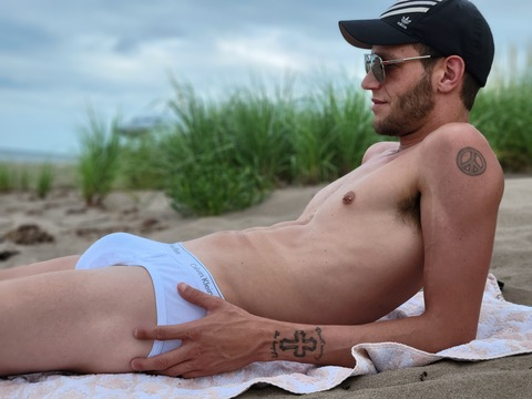 View skylarhanz OnlyFans videos and photos for free 

 picture 2