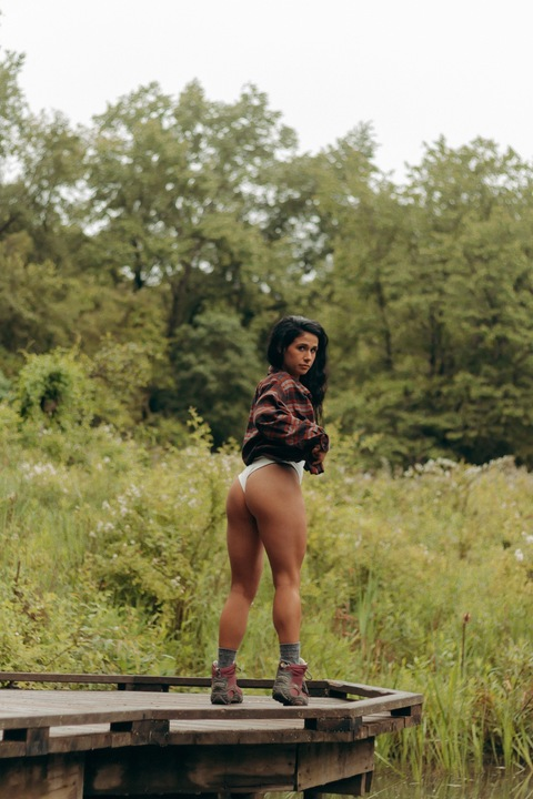 View skylynrae OnlyFans videos and photos for free 

 picture 2