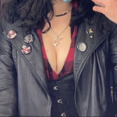 View 👑𝕡𝕣𝕚𝕟𝕔𝕖𝕤𝕤👑 (sleepingbeauty21) OnlyFans 389 Photos and 13 Videos leaked 

 picture 2