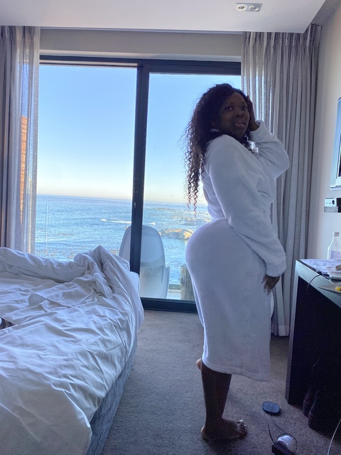 slie_sa OnlyFans Leaked 

 picture 2