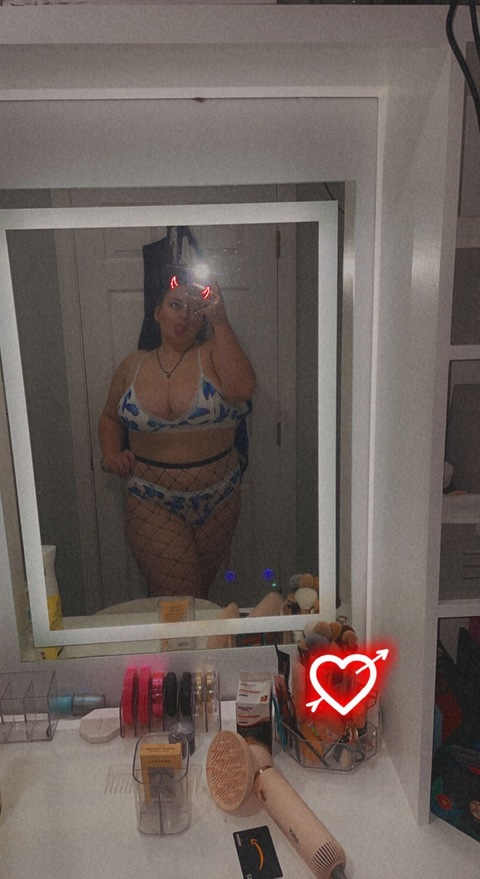 slim_thick_stoner_chick OnlyFans Leak (62 Photos and 22 Videos) 

 picture 2