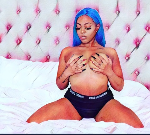 slimthiccck52 (Slimthiccck) OnlyFans Leaks 

 picture 2