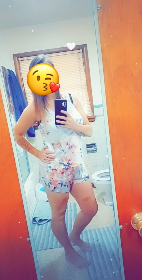 slipnsam69 OnlyFans Leaks (2 Photos and 1 Videos) 

 picture 2