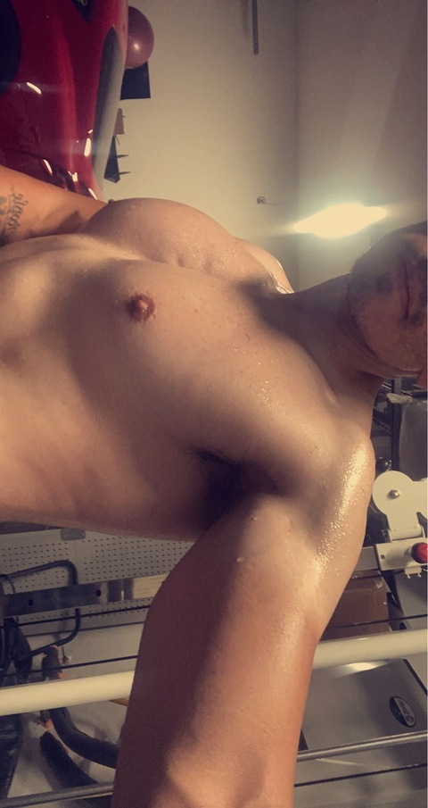 slipperythick OnlyFans Leak 

 picture 2