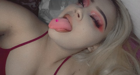 View slurpqueen1 (SlurpQueen1) OnlyFans 4 Photos and 1 Videos for free 

 picture 2