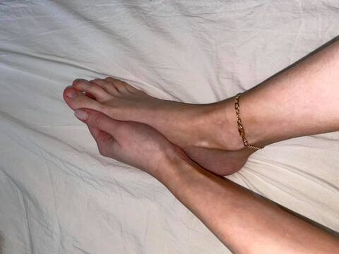 small-feet (Feet) OnlyFans Leaked Pictures & Videos 

 picture 2