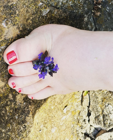 Onlyfans leaked smallchubbyfeet 

 picture 2