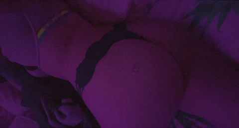 View Ashley😋 (smashleyashley420) OnlyFans 19 Photos and 1 Videos for free 

 picture 2