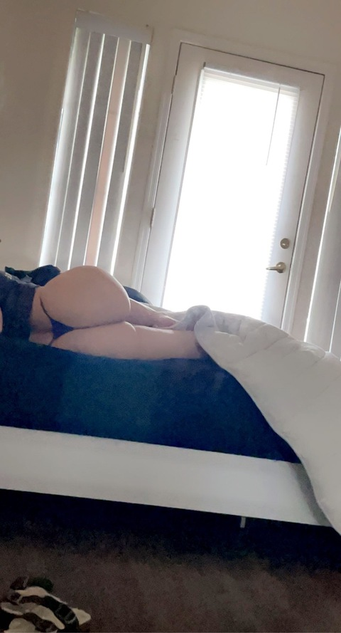 smasshleyy69 OnlyFans Leak (34 Photos and 27 Videos) 

 picture 2