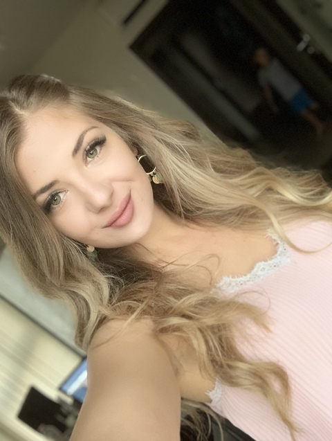 smilecrush OnlyFans Leaks 

 picture 2