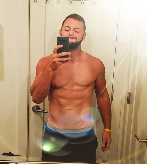 smokin-aces49 (Mike Shirk) OnlyFans Leaked Pictures and Videos 

 picture 2
