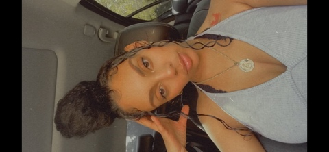 View smooovtea (crys😇) OnlyFans 23 Photos and 1 Videos leaks 

 picture 2