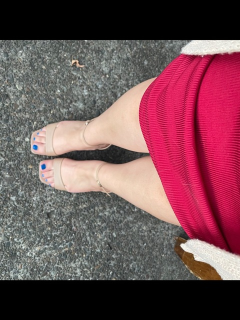 View smrjl420 (Selena) OnlyFans 20 Photos and 0 Videos gallery 

 picture 2