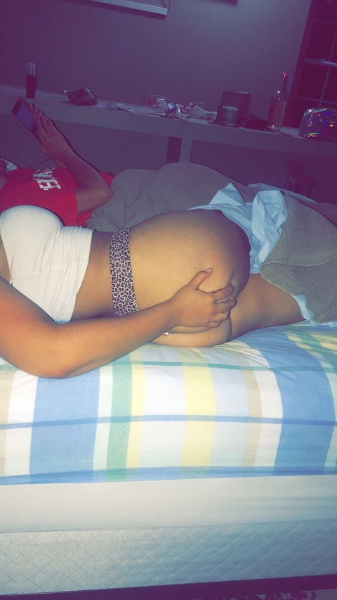 @snowbunnieszn leak Onlyfans videos free 

 picture 2