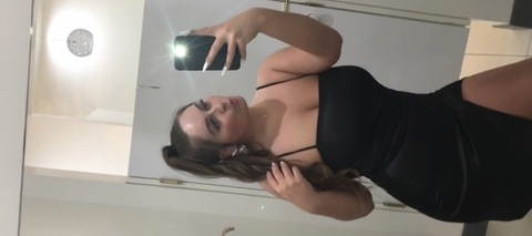 Download snowbunny-rose OnlyFans videos and photos free 

 picture 2
