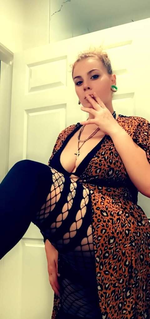 Onlyfans free content snowconej 

 picture 2