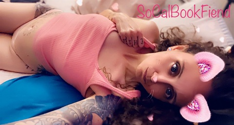 View socalbookfiend1 OnlyFans content for free 

 picture 2