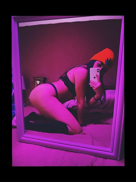 sofmint (Sof Mint) OnlyFans Leaked Pictures & Videos 

 picture 2