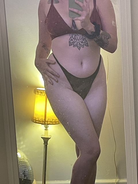 View softnsweet77 (SoftnSweet) OnlyFans 121 Photos and 9 Videos for free 

 picture 2