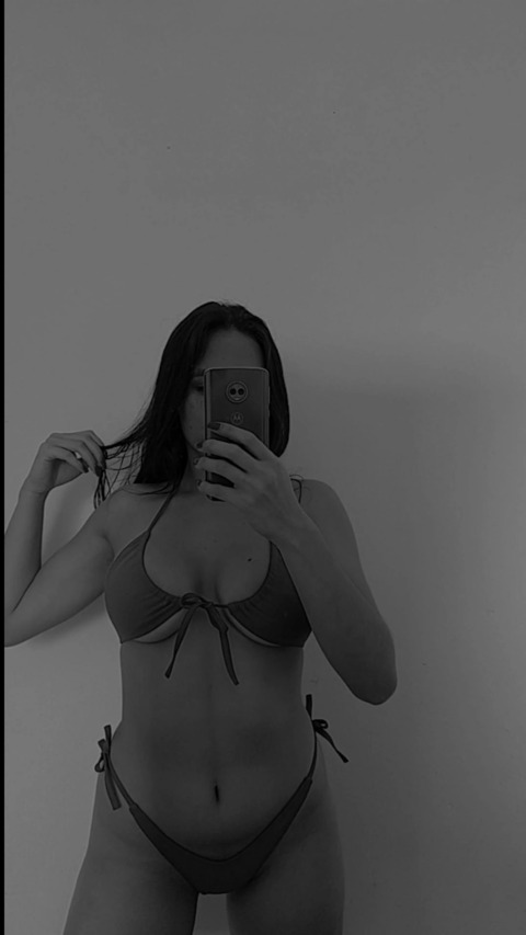 solci_l (sol✨) OnlyFans Leaked Videos and Pictures 

 picture 2
