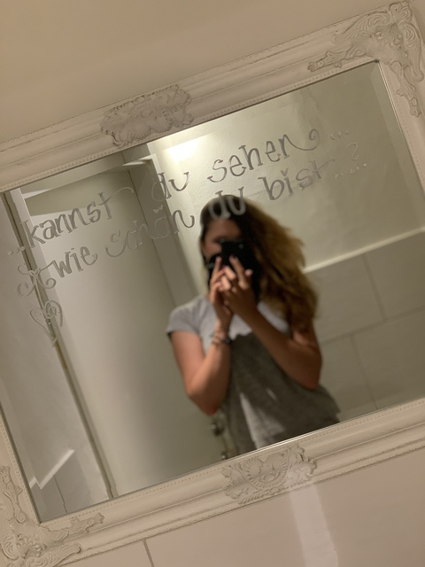 someonesdayx OnlyFans Leaked 

 picture 2
