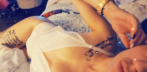 View sophinityinkk (Sofia) OnlyFans 17 Photos and 3 Videos for free 

 picture 2