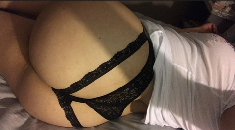 sosakay300 OnlyFans Leaked 

 picture 2