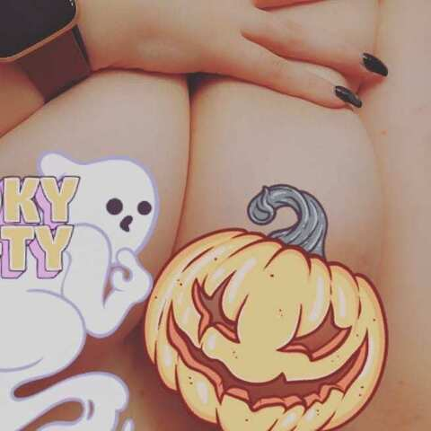 View soundb420 (Lillie) OnlyFans 42 Photos and 28 Videos leaked 

 picture 2