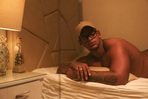 View I'M KILLER (soy_killer_1) OnlyFans 4 Photos and 3 Videos for free 

 picture 2