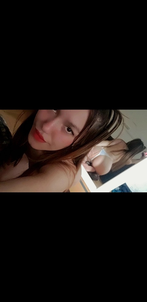 Download soyvikyviky OnlyFans content free 

 picture 2