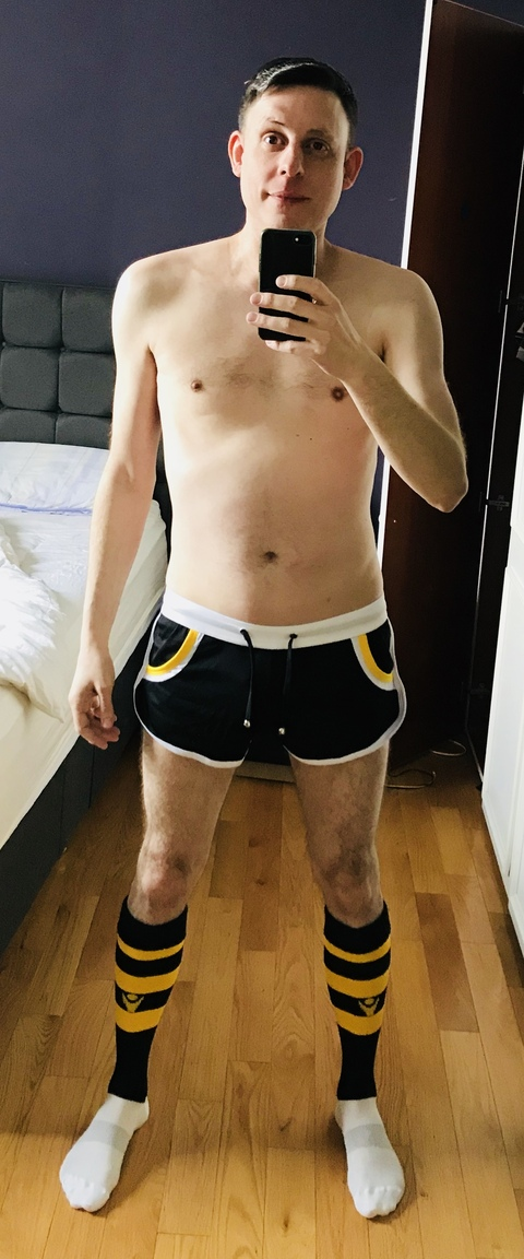spankerepsom (Si) OnlyFans Leaked Content 

 picture 2