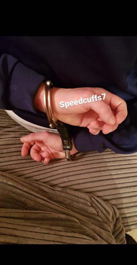 View speedcuffs7 (Speedcuffs7) OnlyFans 0 Photos and 44 Videos leaks 

 picture 2