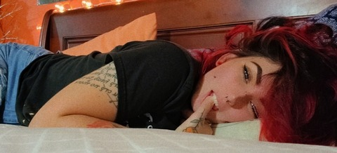 View Luna Circe (spellmebratty) OnlyFans 41 Photos and 6 Videos for free 

 picture 2