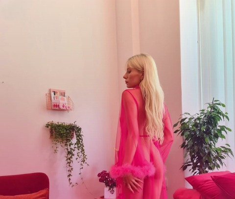 View spicybarbi (Aurora) OnlyFans 102 Photos and 47 Videos for free 

 picture 2