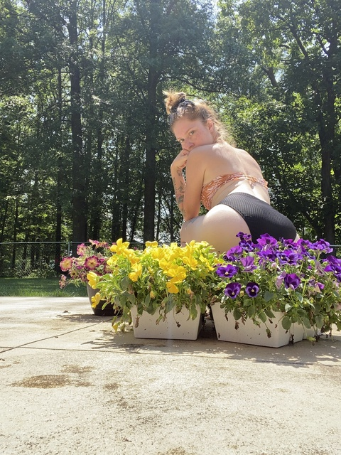 Get Free access to spicymom Leaks OnlyFans 

 picture 2