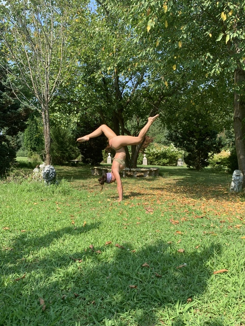 @ssunshine89 leaked Onlyfans videos for free 

 picture 2