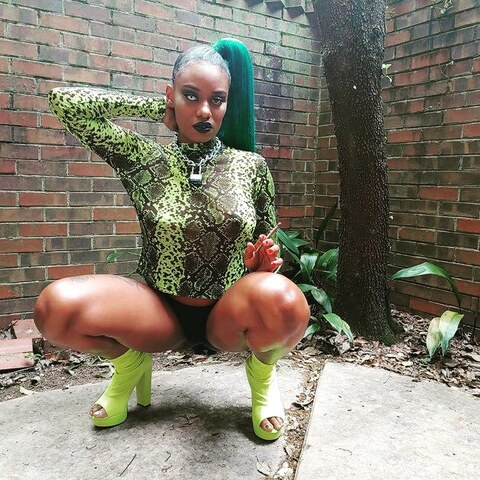 staceyrockstvr (Hey Rockstvr) OnlyFans Leaked Videos and Pictures 

 picture 2