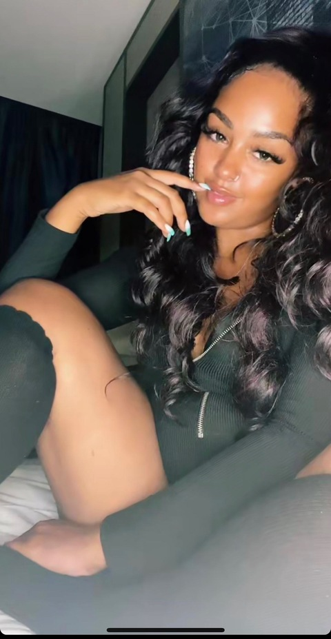 View stargirlsarah19x OnlyFans content for free 

 picture 2