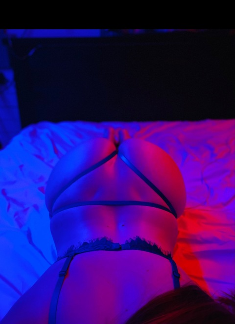Onlyfans leaks starlet.x 

 picture 2