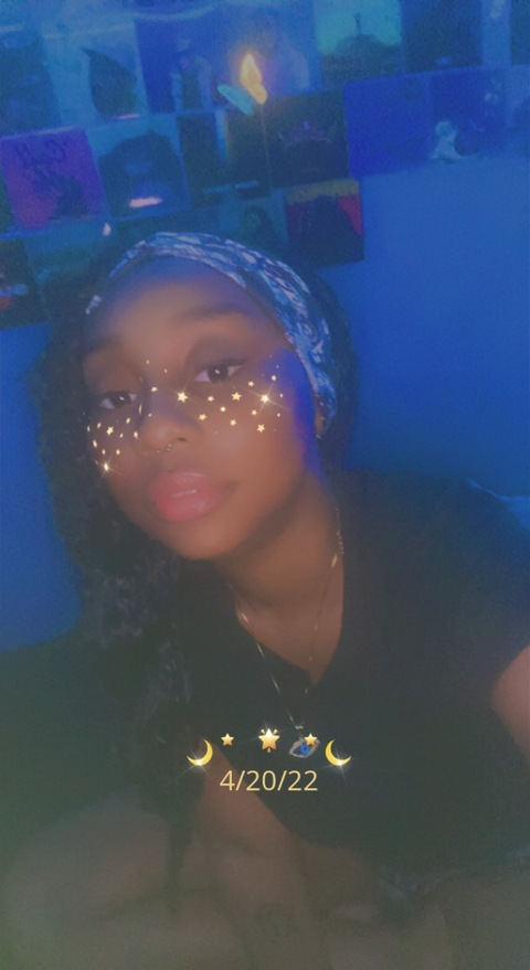 starrycissie OnlyFans Leaks 

 picture 2