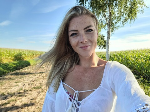 View starshinexx93 (StarshineXx) OnlyFans 25 Photos and 5 Videos leaked 

 picture 2