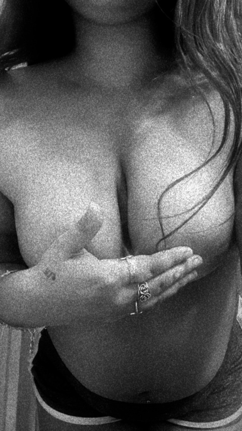 starsuzetteee OnlyFans Leaks (26 Photos and 32 Videos) 

 picture 2