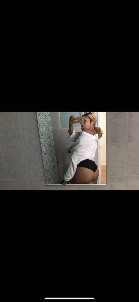 View stellamxxn OnlyFans videos and photos for free 

 picture 2