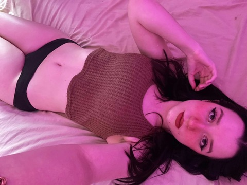 stellarxvibes OnlyFans Leak (4 Photos and 0 Videos) 

 picture 2