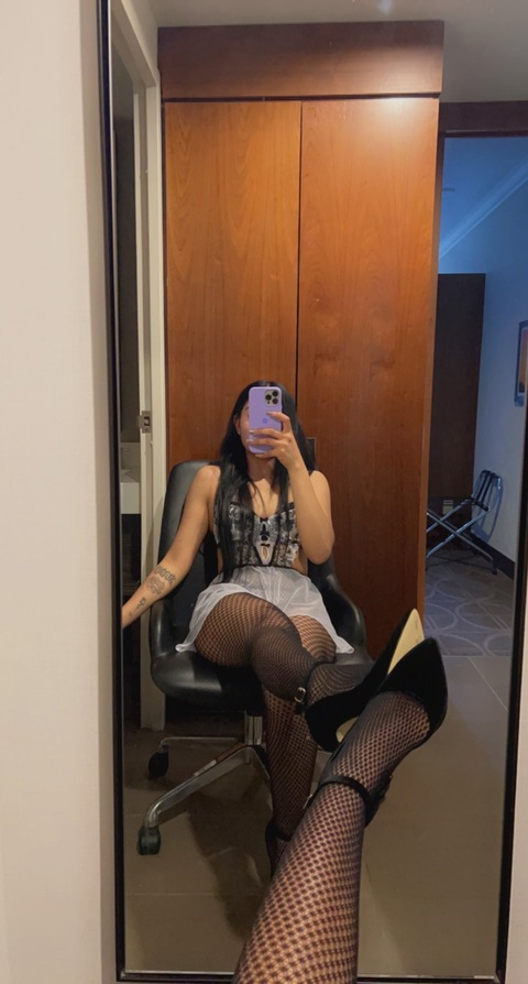 View Stephanie (stephaniepg) OnlyFans 0 Photos and 0 Videos leaks 

 picture 2