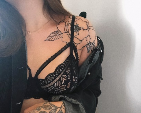 stephaniie (Stephanie) free OnlyFans Leaks 

 picture 2